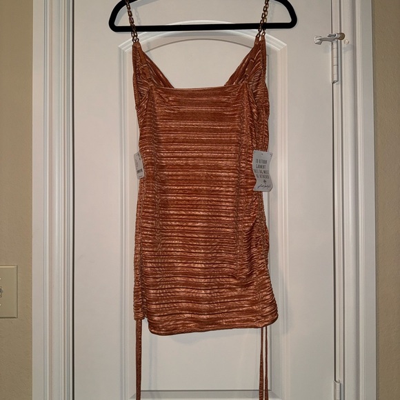 NWT Sabina Musayev Copper Textured top size medium - Picture 8 of 9